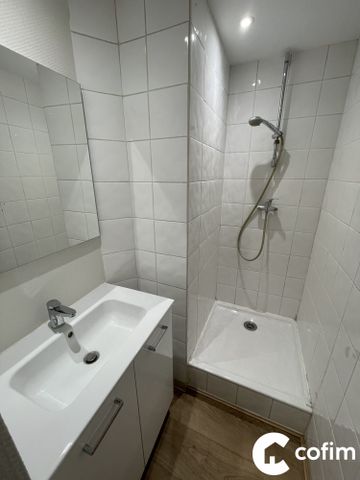 Appartement T2 entièrement rénové - Photo 2