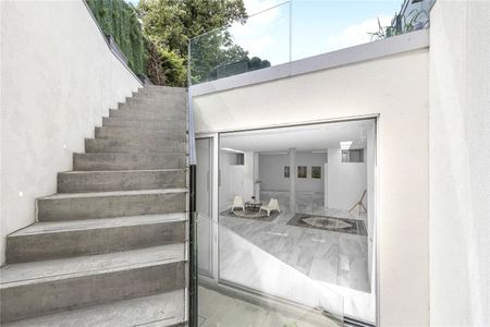 Margravine Gardens, W6, London - Photo 3