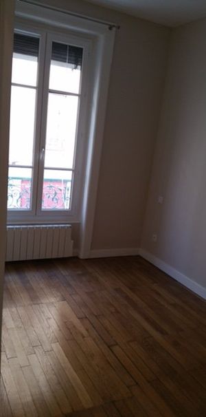 APPARTEMENT T2 A LOUER - LYON 7EME ARRONDISSEMENT - 37.75 m2 - 799 € charges comprises par mois - Photo 1