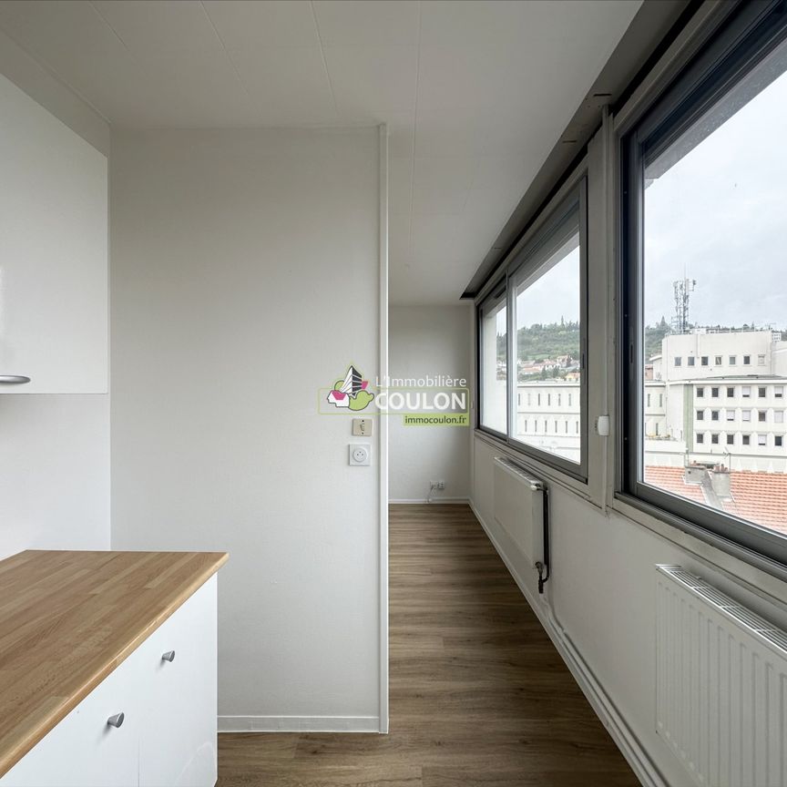 Appartement - 1 pièce - Saint-Alyre/Fontgiève - Photo 1