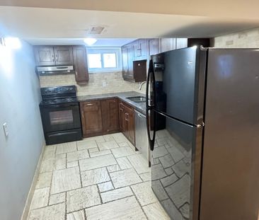 For Lease - 2048 Edinburgh Drive Unit# Lower, Burlington, Ontario - Photo 5