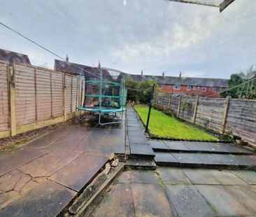 2 Bedroom End Terrace To Let - Photo 3