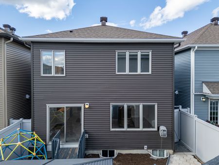 For Lease - 815 Henslows Circle, Orleans - Cumberland and Area, Ontario - Photo 4