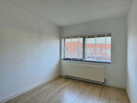 Appartement te huur: Eemplein 47 3812 EA Amersfoort - Photo 3