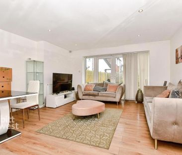 3 bedroom terraced house to rent - Photo 2