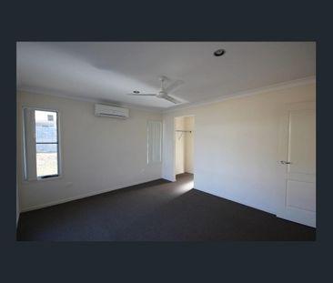 Spacious Comfortable Living Huge Yard - Photo 3