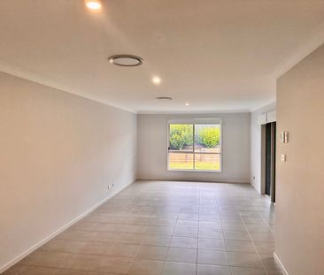 Beautiful presented home in the peaceful suburb of Heddon Greta - Photo 6