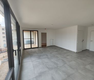 Location Appartement 2 pièces 49m² - Photo 3