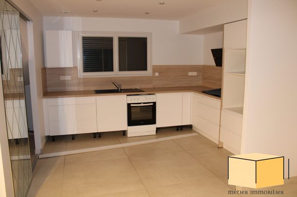 Location Maison 4 pièces 100m² BELLEY 01300 - Photo 1