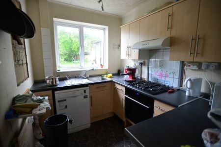 Room in a Shared House, Warwards Lane, B29 - Photo 4