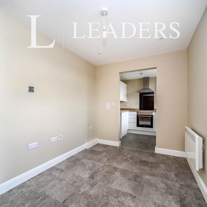 1 bedroom flat to rent - Photo 1