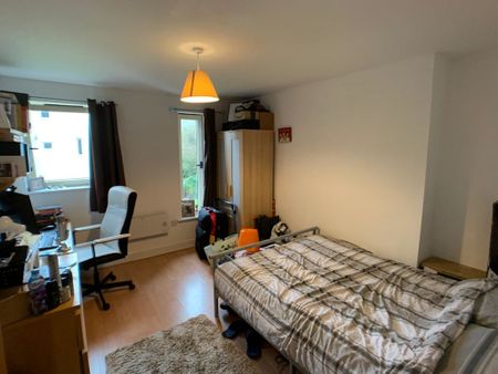 Fountayne House, Lawrence Square - P10023 - Photo 2