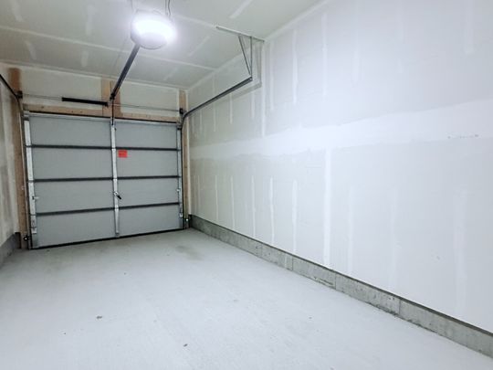 For Lease - 109 Tonic Crescent, Kanata, Ontario - Photo 1