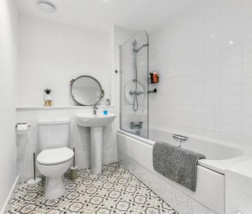 2 bedroom apartment to rent - Photo 2