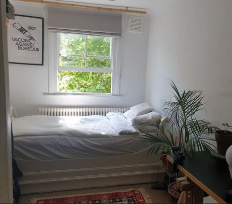 2 Bed Flat, Grosvenor Park, SE5 - Photo 1