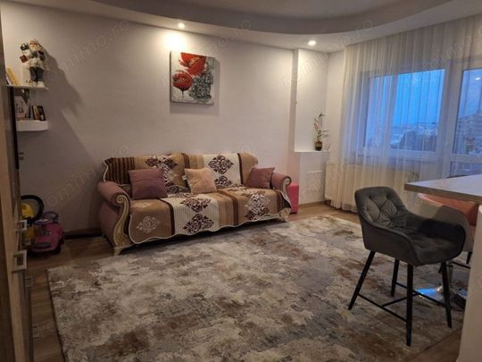 Inchiriere garsoniera cartierul Tractorul - Fotografie 1