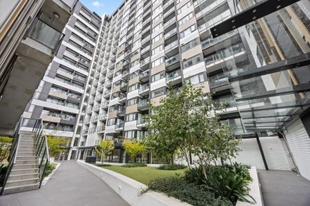 CBD Living at Its Best - Photo 5