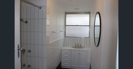 Renovated Three Bedroom in Corio - Photo 3