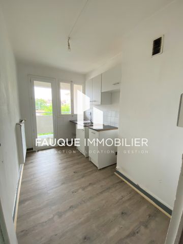 Location Appartement 3 pièces 51m² BOURG LES VALENCE 26500 - Photo 3