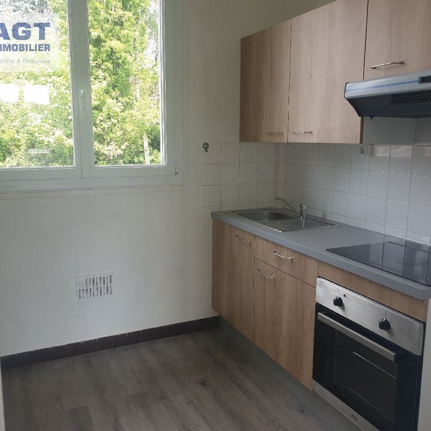Location Appartement 4 pièces 87m² BEAUVAIS 60000 - Photo 1