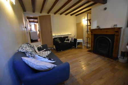 1 Bedroom Cottage - Photo 4