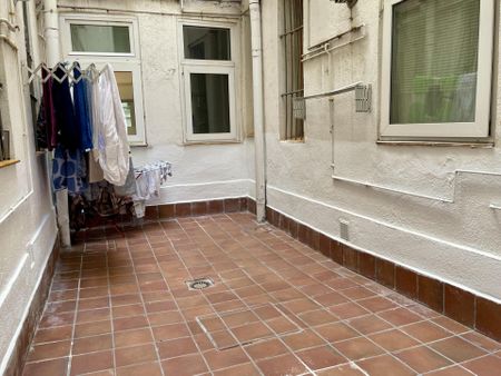Precioso piso en planta baja en Chueca -110m2- - Photo 5