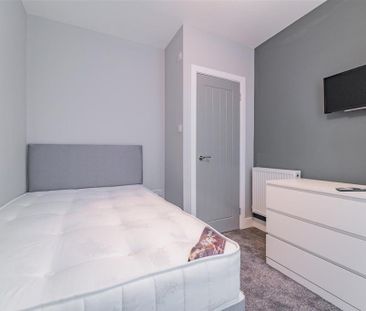 7 bedroom apartment to rent - Photo 4