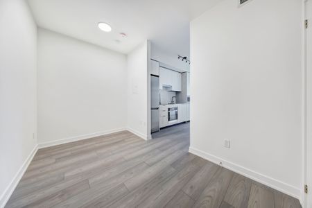 For Lease - 1007 The Queensway N/A Unit# 405, Toronto, Ontario - Photo 2