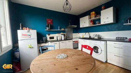 Location Maison 5 pièces 83m² ST JACQUES DE LA LANDE 35136 - Photo 3