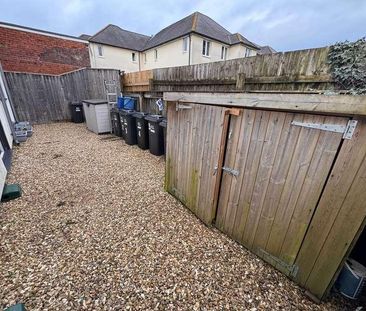 High Street, Florist Court High Street, EX15 - Photo 4
