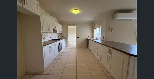 SPACIOUS HOME, GREAT LOCATION!!! - Photo 1