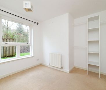 0/2, 64 Strathblane Gardens - Photo 1