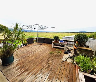 Fully Furnished 2-Bedroom Home with Study & Spacious Deck – Utiliti... - Photo 3