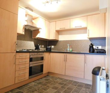 1 bedroom flat to rent - Photo 5