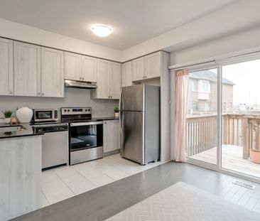 For Lease - 3966 Koenig Road, Burlington, Ontario - Photo 2