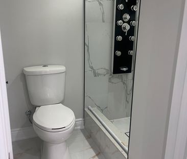 For Lease - 81 Phoenix Boulevard, Barrie, Ontario - Photo 3