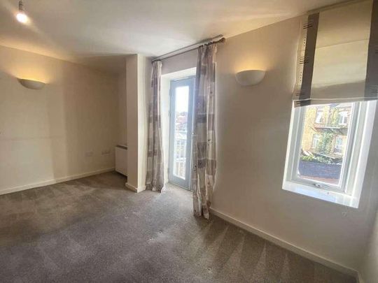 Counting House, Banbury, OX16 - Photo 1