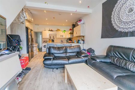 7 bedroom house to rent - Photo 2