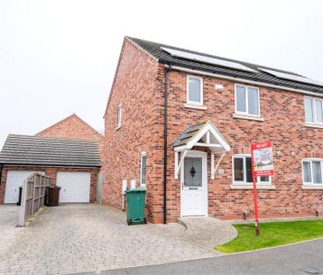 3 bedroom semi-detached house to rent - Photo 5