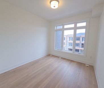 For Lease - 3328 Azam Way, Oakville, Ontario - Photo 2