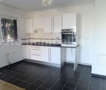 Location Appartement 3 pièces 77m² VILLENEUVE D ASCQ 59491 - Photo 3