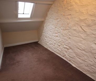 Clare Terrace, Falmouth - Photo 5