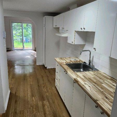 Logement 4 1/2 - Photo 3