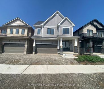 Detached Home For Lease | X8144848 - Photo 2