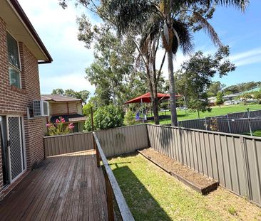 Available from 14/02/2026 New carpet,Freshly painted walls doors th... - Photo 5