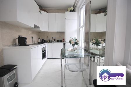 1 Bedroom Room in Flat Share To Rent - Photo 3