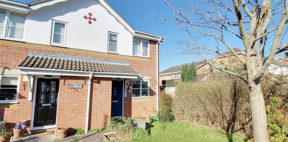 2 bedroom end of terrace house to rent - Photo 2