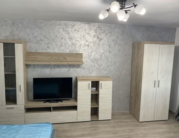 Inchiriere apartament o camera - Fotografie 1