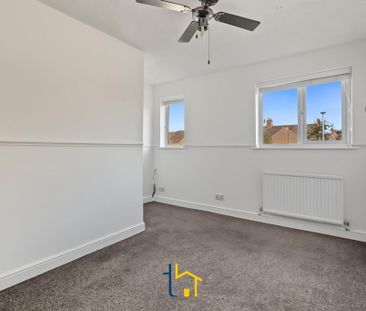 2 bedroom semi-detached house to rent - Photo 2