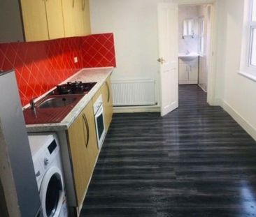4 Bed Terraced House, Bellenden Road, SE15 - Photo 4